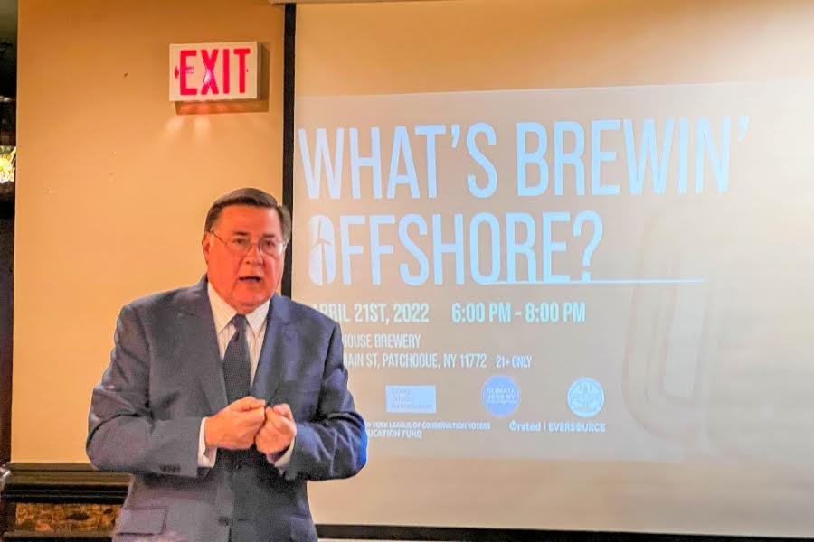 Last week, Brookhaven Town supervisor, labor groups, and environmental activists attended their third educational seminar regarding New York’s future as a wind energy powerhouse at the BrickHouse Brewery & Restaurant.